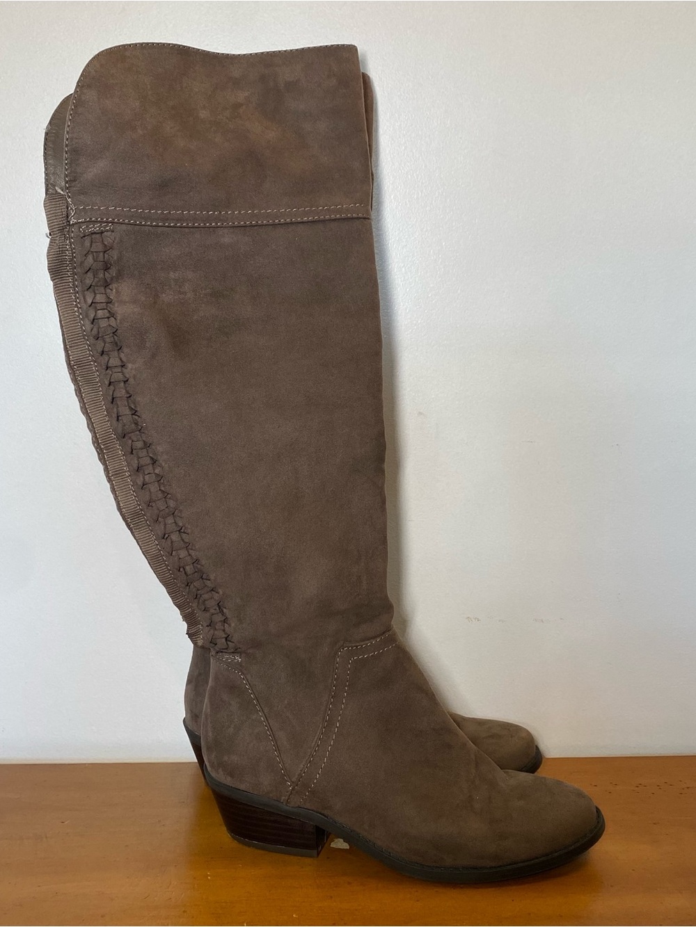 Sonoma Women's 7 Boots Tessy Tall Knee-High Low Heel Faux Leather Taupe Brown